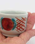高橋宏彰　色絵磁器赤絵杯1